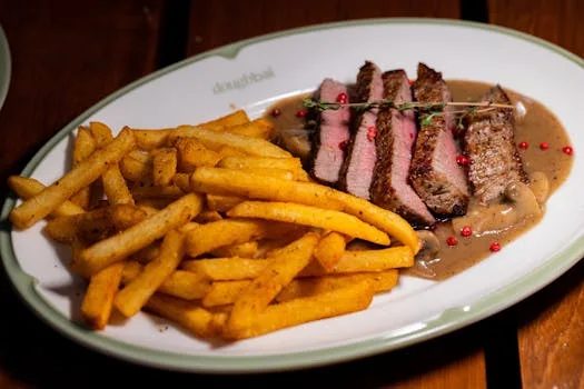 Le Grand Pan, Paris 15e : le paradis des carnivores avec les meilleures frites de Paris