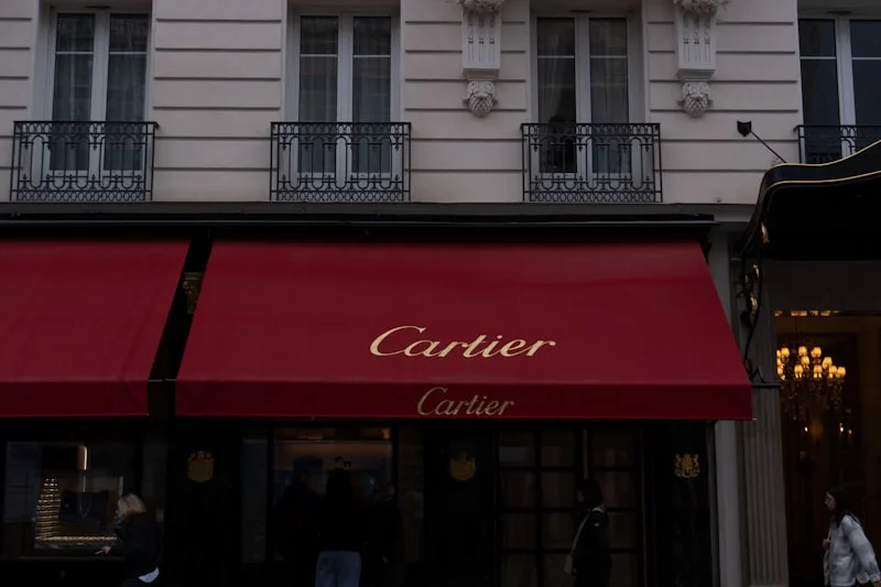Restaurant de l'Opera Garnier par Nicolas Le Bec : gastronomie et polemique culturelle