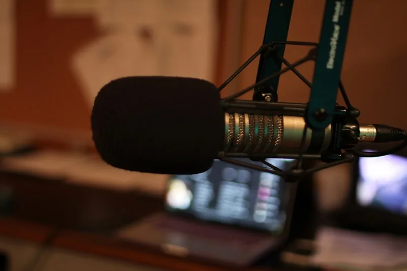 Microphone de studio radio, interview en direct