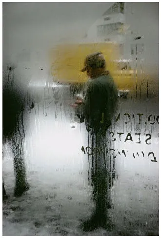 Snow, New York, circa 1960 - Saul Leiter