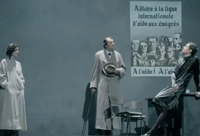 Figaro Divorce a la Comedie-Francaise : La Tragi-Comedie Brillante d'Odon von Horvath